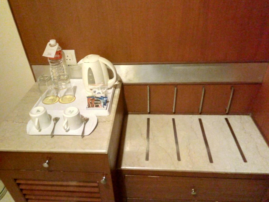 Hampshire Plaza Hotel Hyderabad Luaran gambar