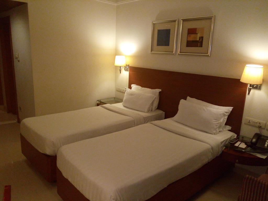 Hampshire Plaza Hotel Hyderabad Luaran gambar