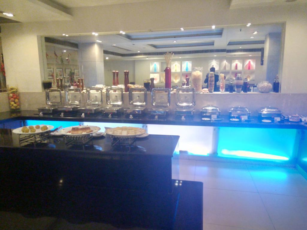 Hampshire Plaza Hotel Hyderabad Luaran gambar
