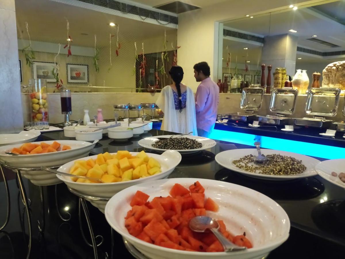 Hampshire Plaza Hotel Hyderabad Luaran gambar