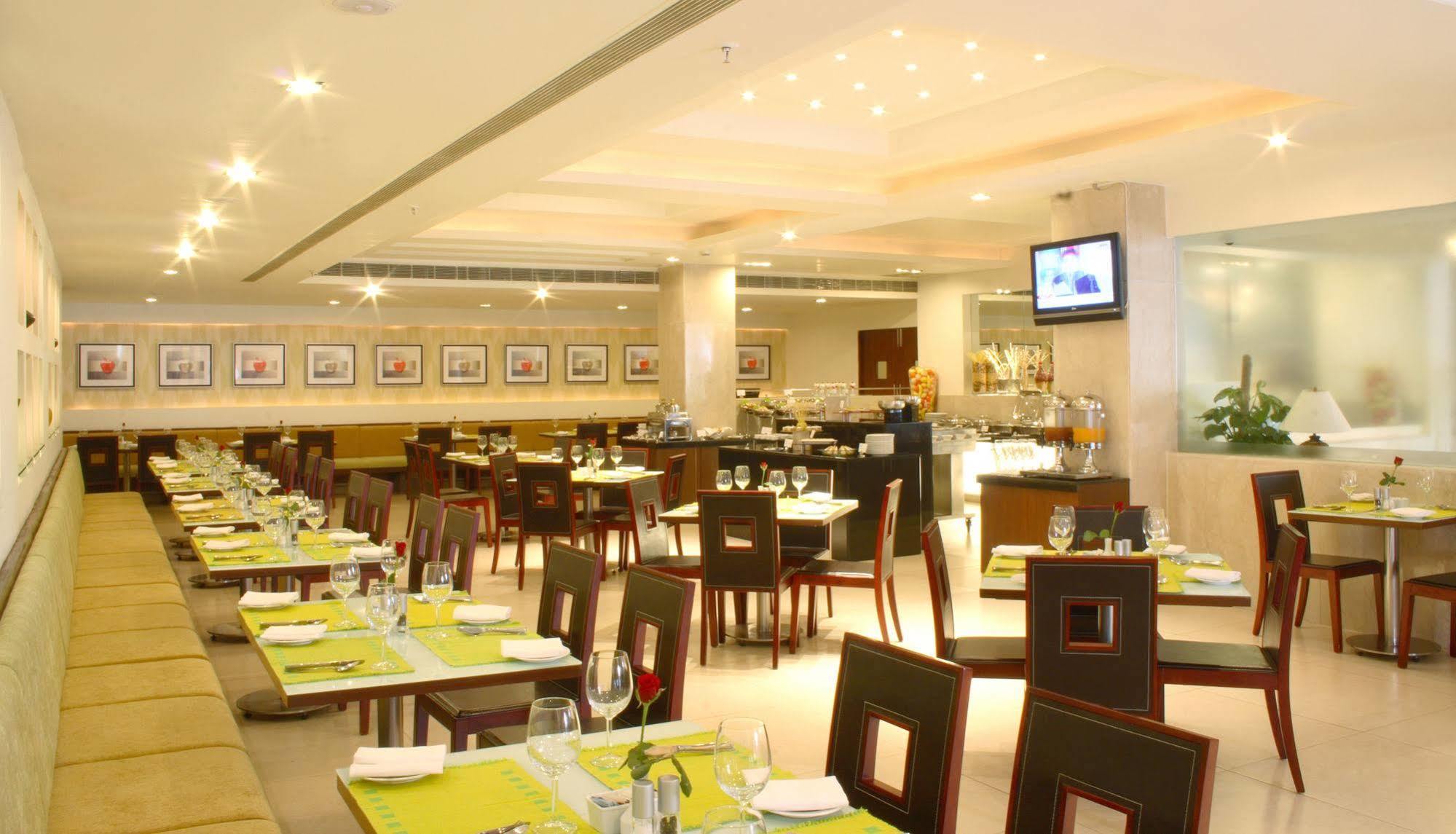 Hampshire Plaza Hotel Hyderabad Luaran gambar